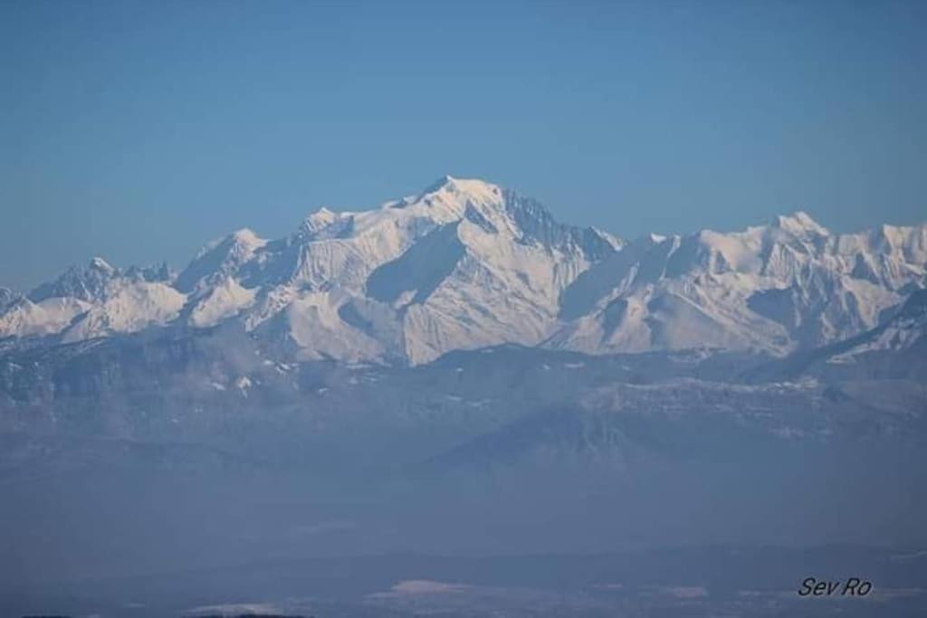 Le Gite Des Cascades Bassy Luaran gambar